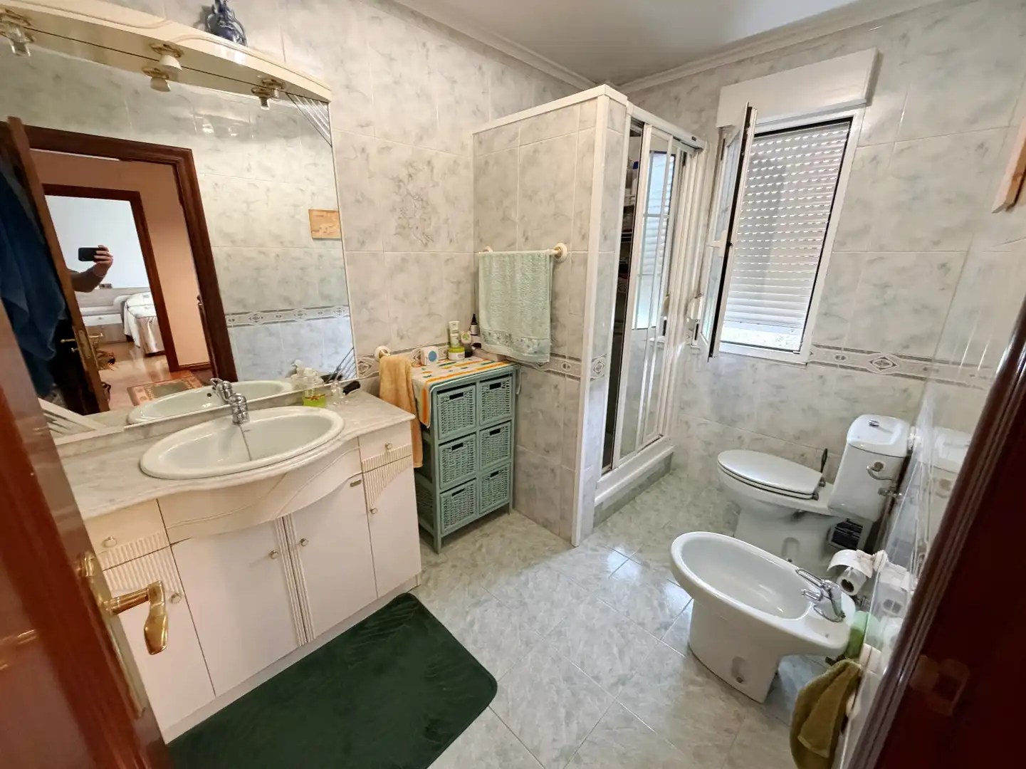 Baño de Casa o chalet en venta en Avilés con Calefacción y Terraza
