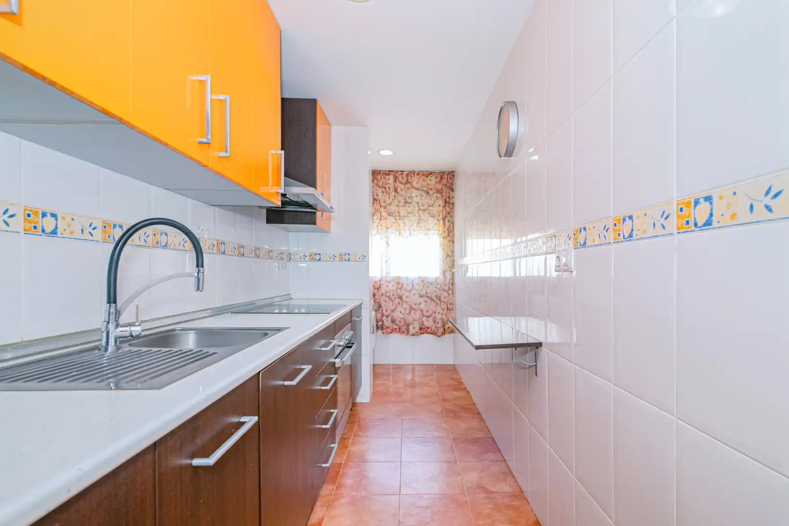 Küche von Wohnung zum Verkauf in Las Gabias mit Abstellraum, Möbliert und Waschmaschine