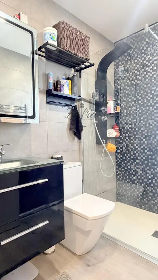 Bany de Casa o xalet en venda en Santa Coloma de Farners amb Aire condicionat, Calefacció i Jardí privat