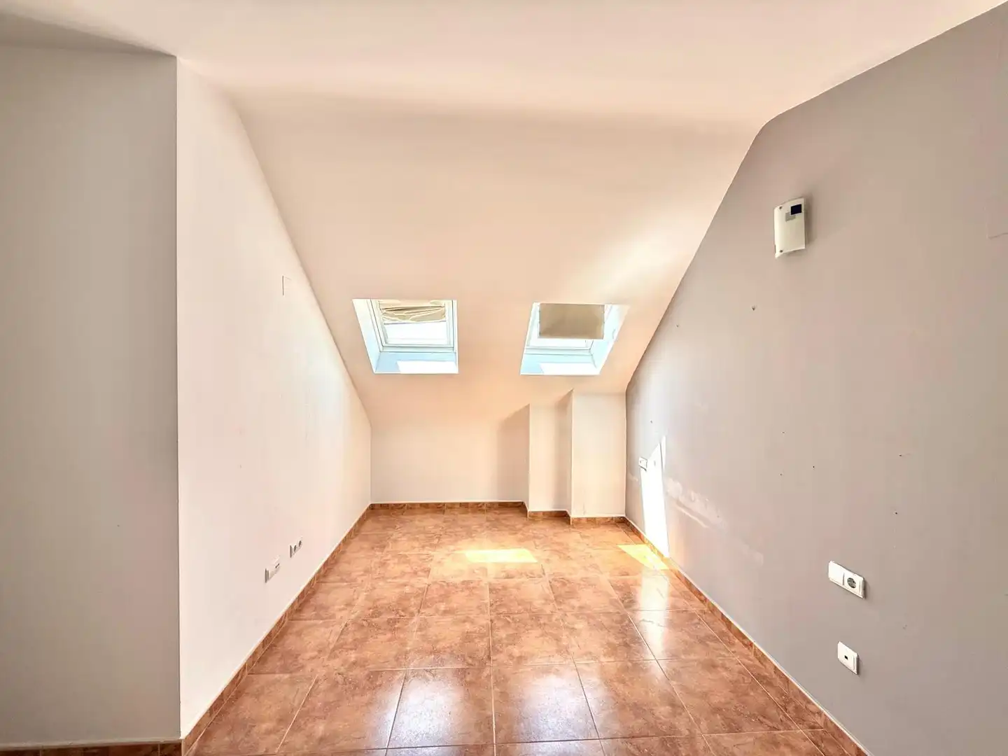 Attic for sale in Alzira  with Alarm