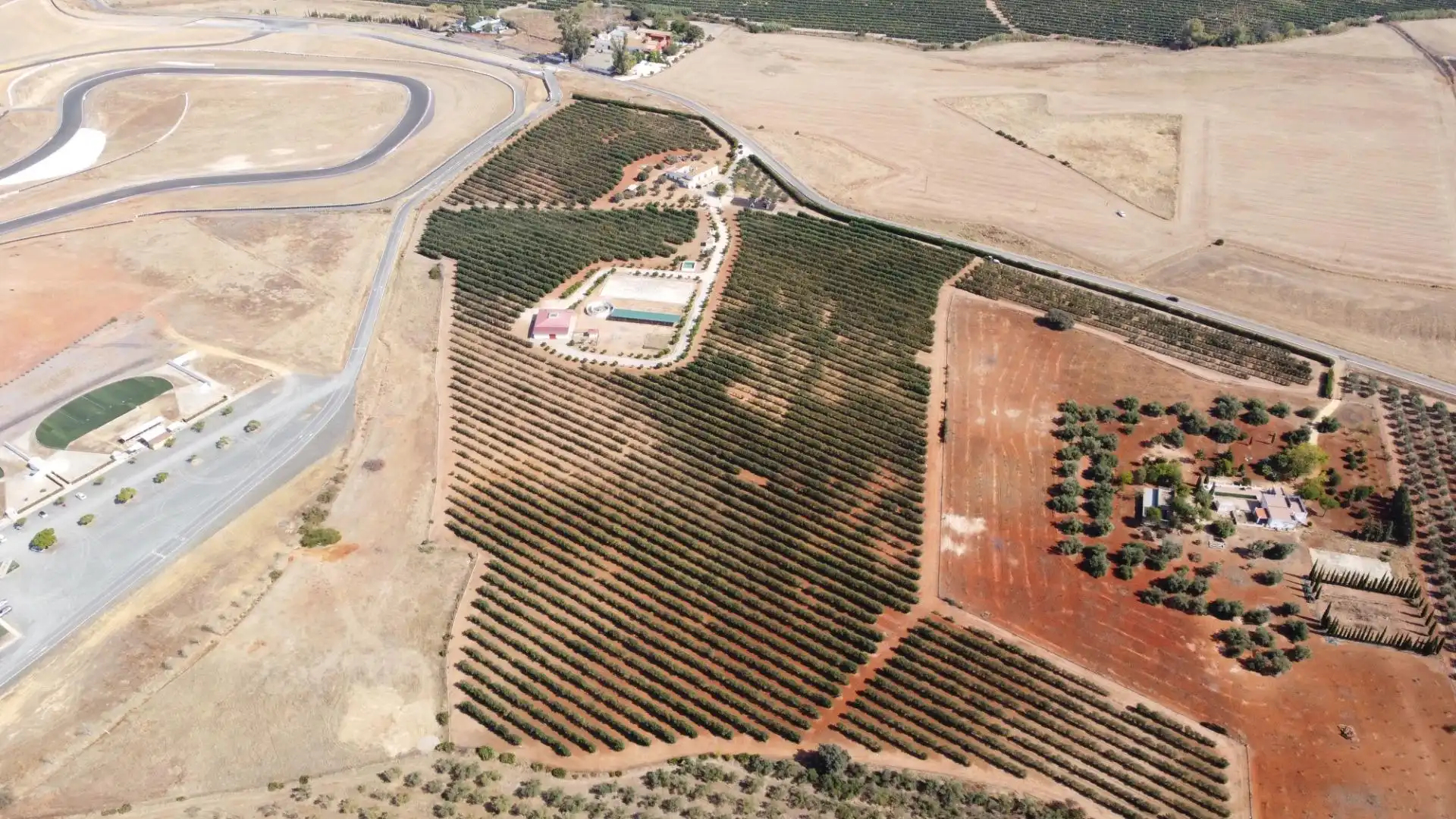 Finca rústica en venta en Carmona con Calefacción, Jardín privado y Terraza