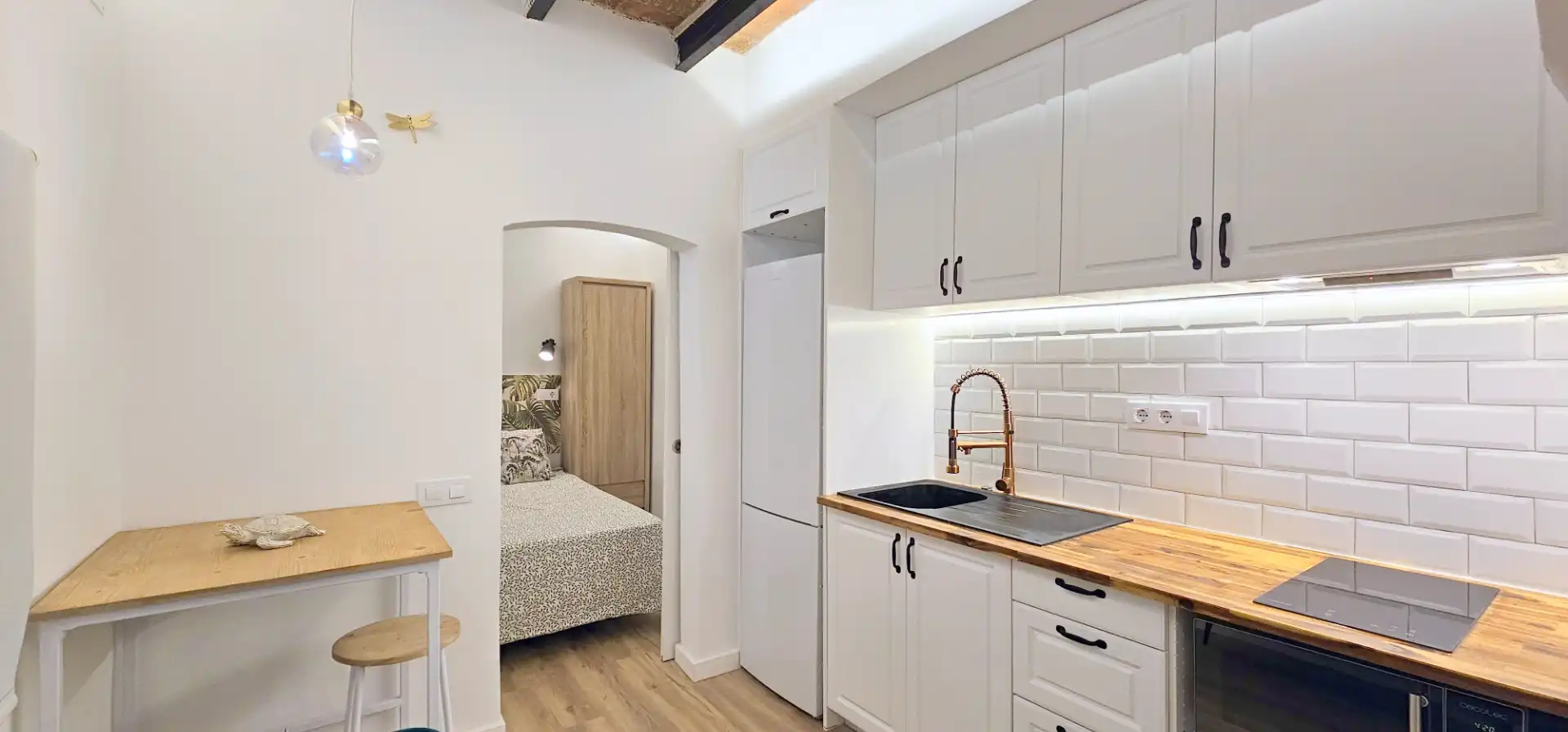 Cocina de Planta baja de alquiler en Barcelona con Aire acondicionado, Calefacción y Parquet