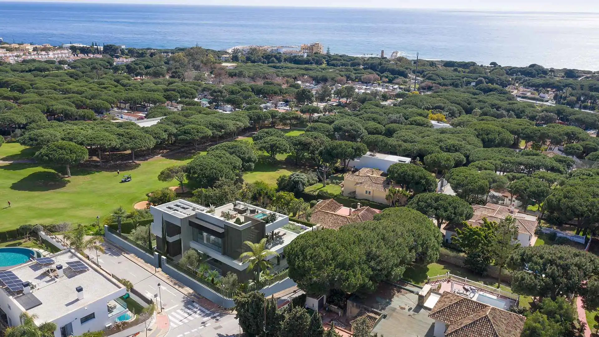 Casa con piscina en venta en Elviria - Cabopino, imagen 12