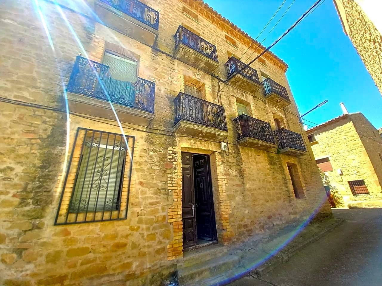 Exterior view of House or chalet for sale in Sos del Rey Católico  with Private garden and Balcony