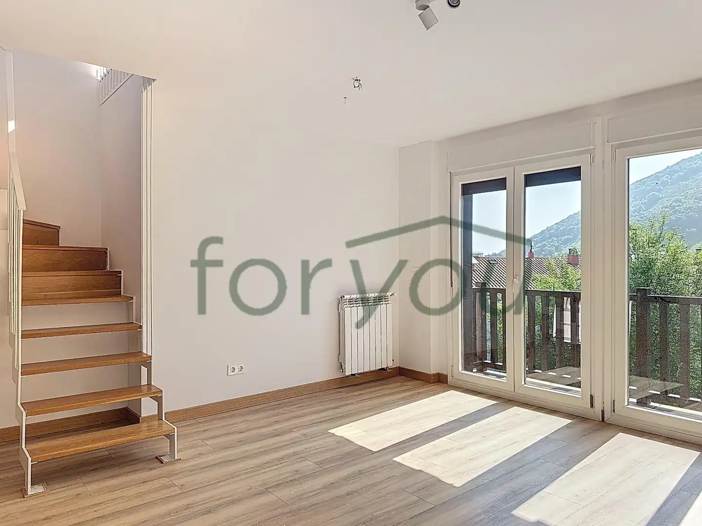 Wohnzimmer von Maisonette zum Verkauf in Deba mit Heizung, Terrasse und Balkon