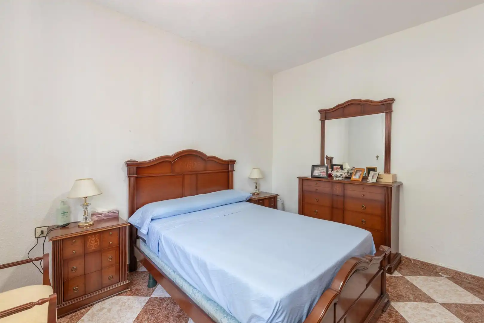 Dormitori de Casa o xalet en venda en La Zubia amb Terrassa