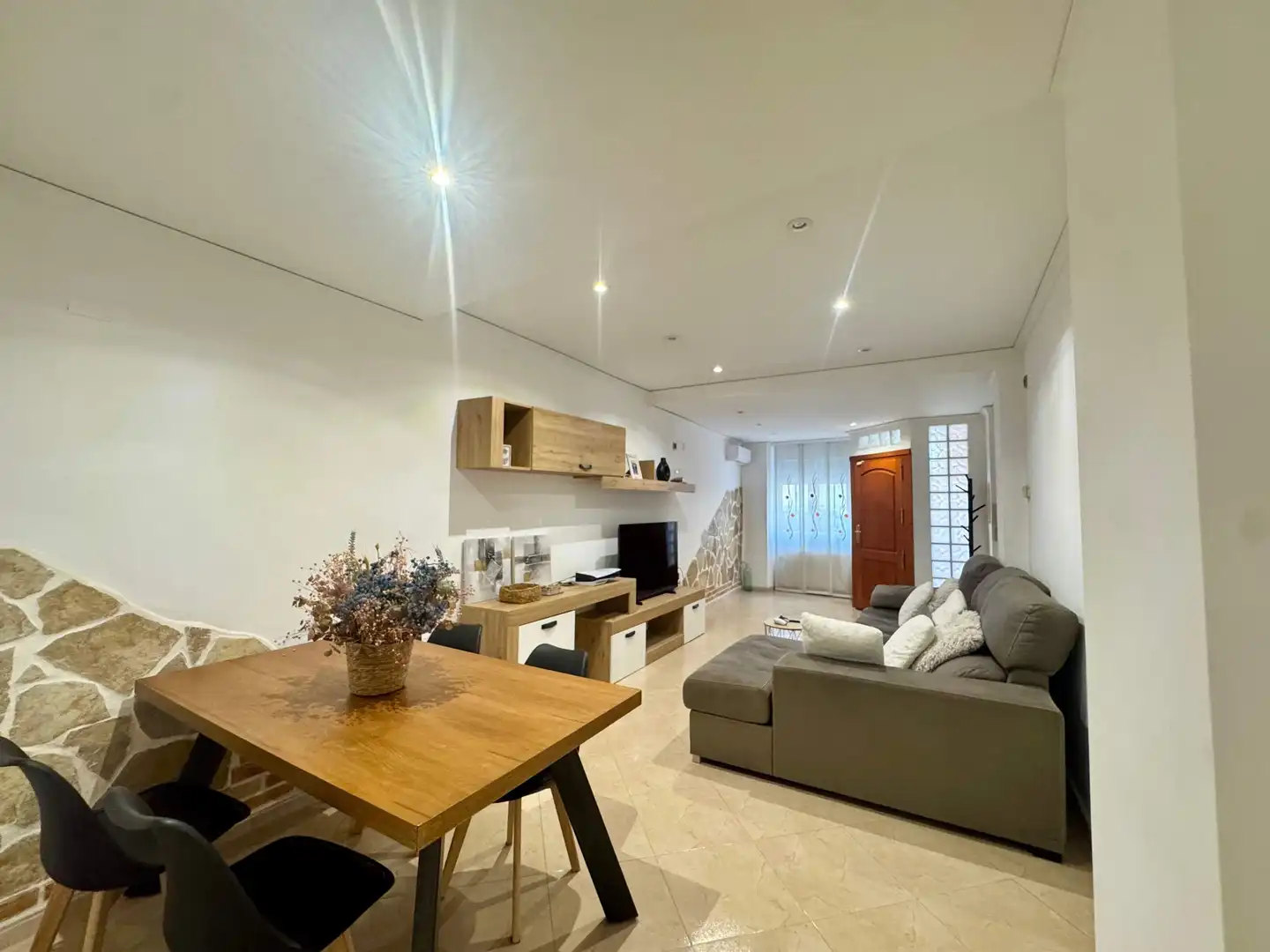 Sala de estar de Casa o chalet en venta en El Real de Gandia con Aire acondicionado, Calefacción y Terraza