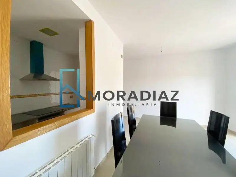 Piso con terraza en venta en Avenida de Córdoba 170, imagen 2