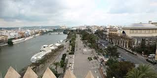 Exterior view of Duplex for sale in  Sevilla Capital  with Air Conditioner and Furnished