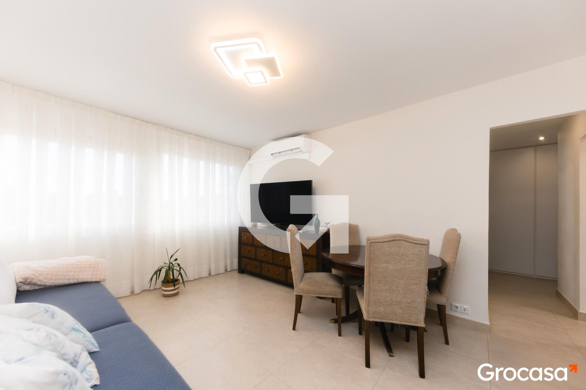 Bedroom of Flat for sale in  Barcelona Capital  with Air Conditioner, Private garden and Furnished