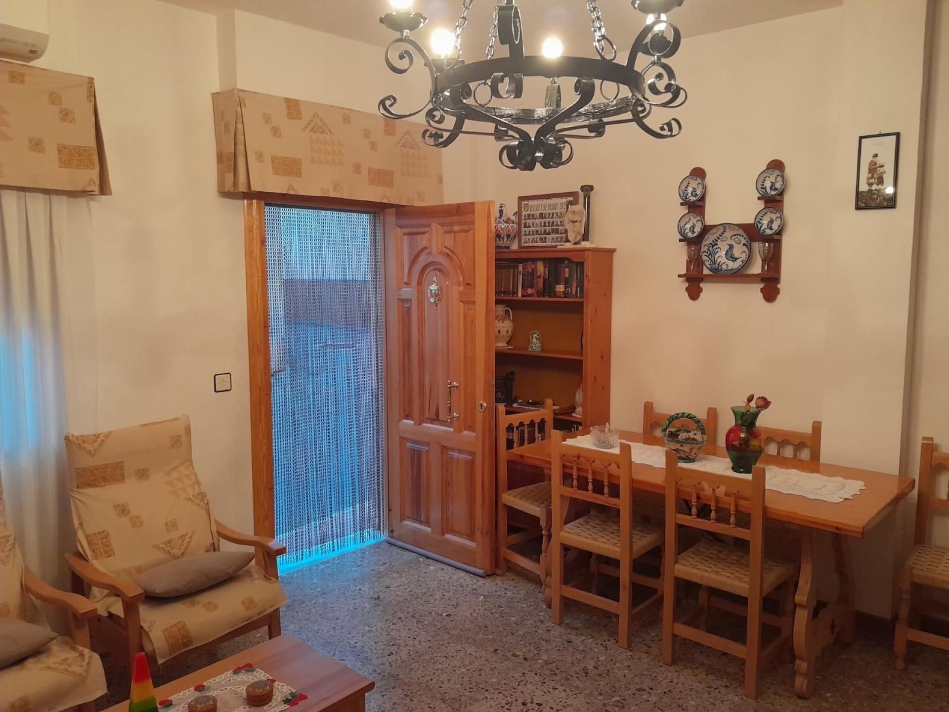 Casa adosada en venda en Cehegín