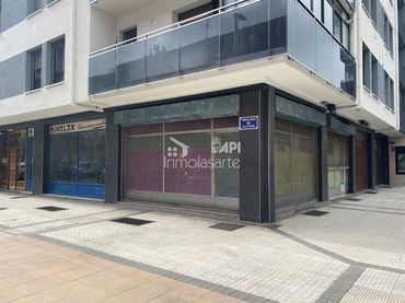 Locale commerciale in vendita a Lasarte-Oria