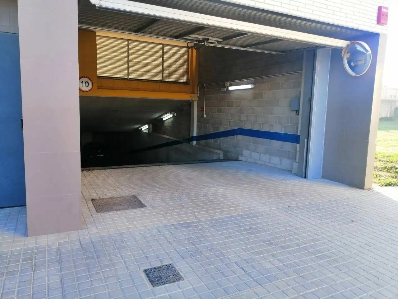 Einzelparkplatz zur Miete in Calle Rosselló 124, imagen 4