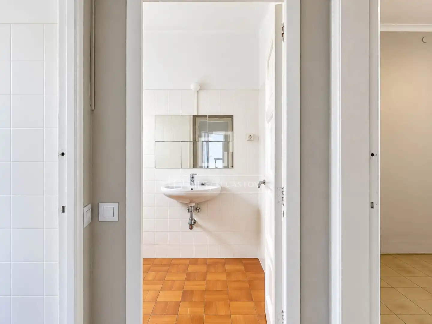 Bathroom of Flat for sale in Eixample