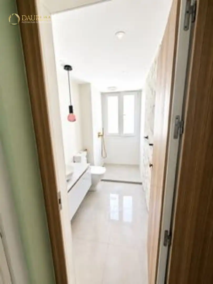 Bathroom of Flat for sale in Málaga  with Air Conditioner, Heating and Terrace