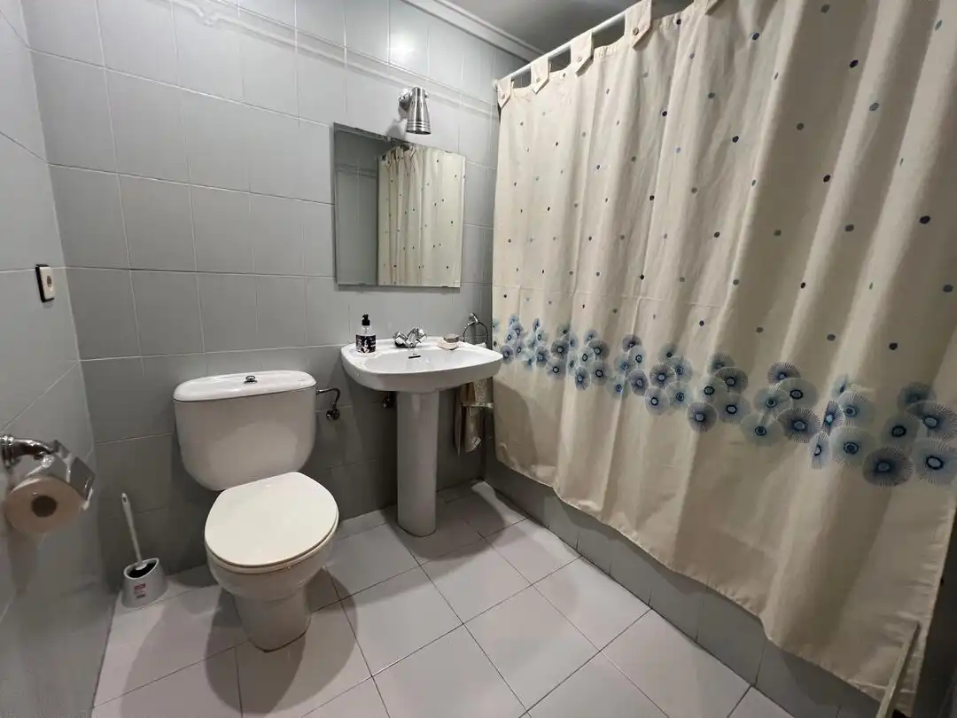 Badezimmer von Wohnung zum Verkauf in Vitoria - Gasteiz mit Heizung, Abstellraum und Möbliert