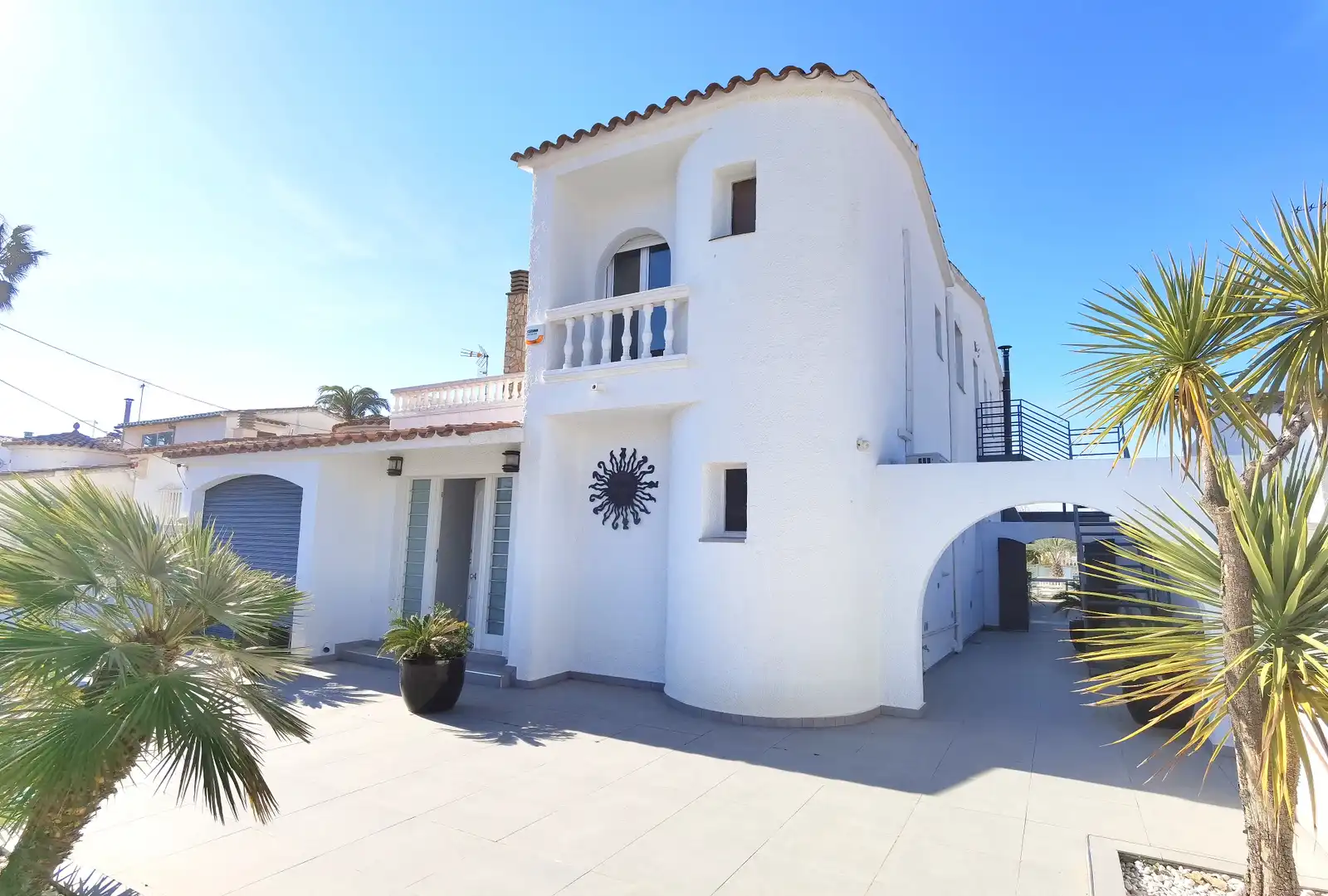 House with pool for sale in Carrer Francolí, imagen 2