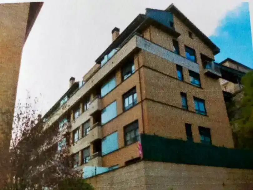 Vista exterior de Dúplex en venda en Donostia - San Sebastián 