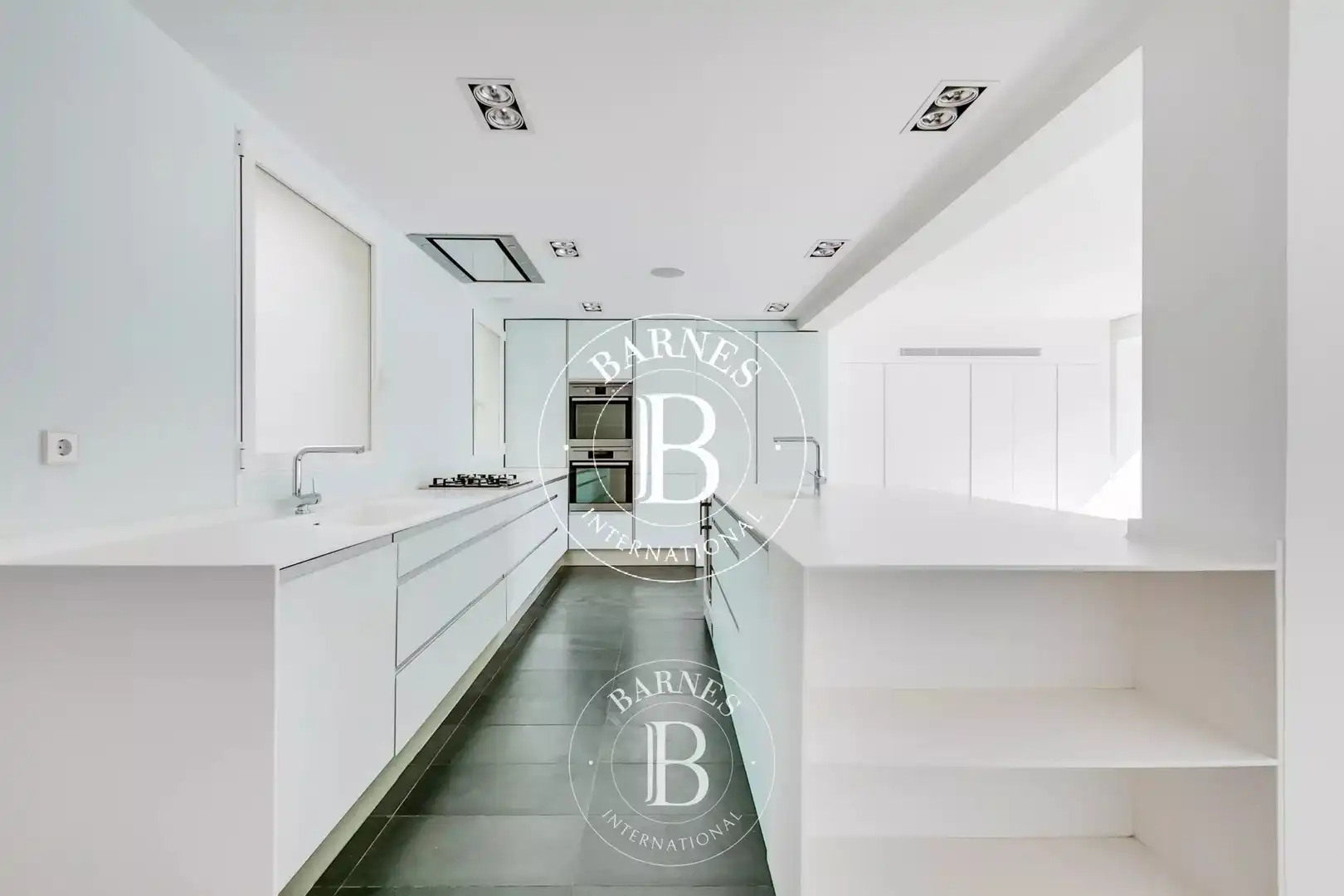 Cocina de Piso de alquiler en Madrid con Aire acondicionado, Calefacción y Horno