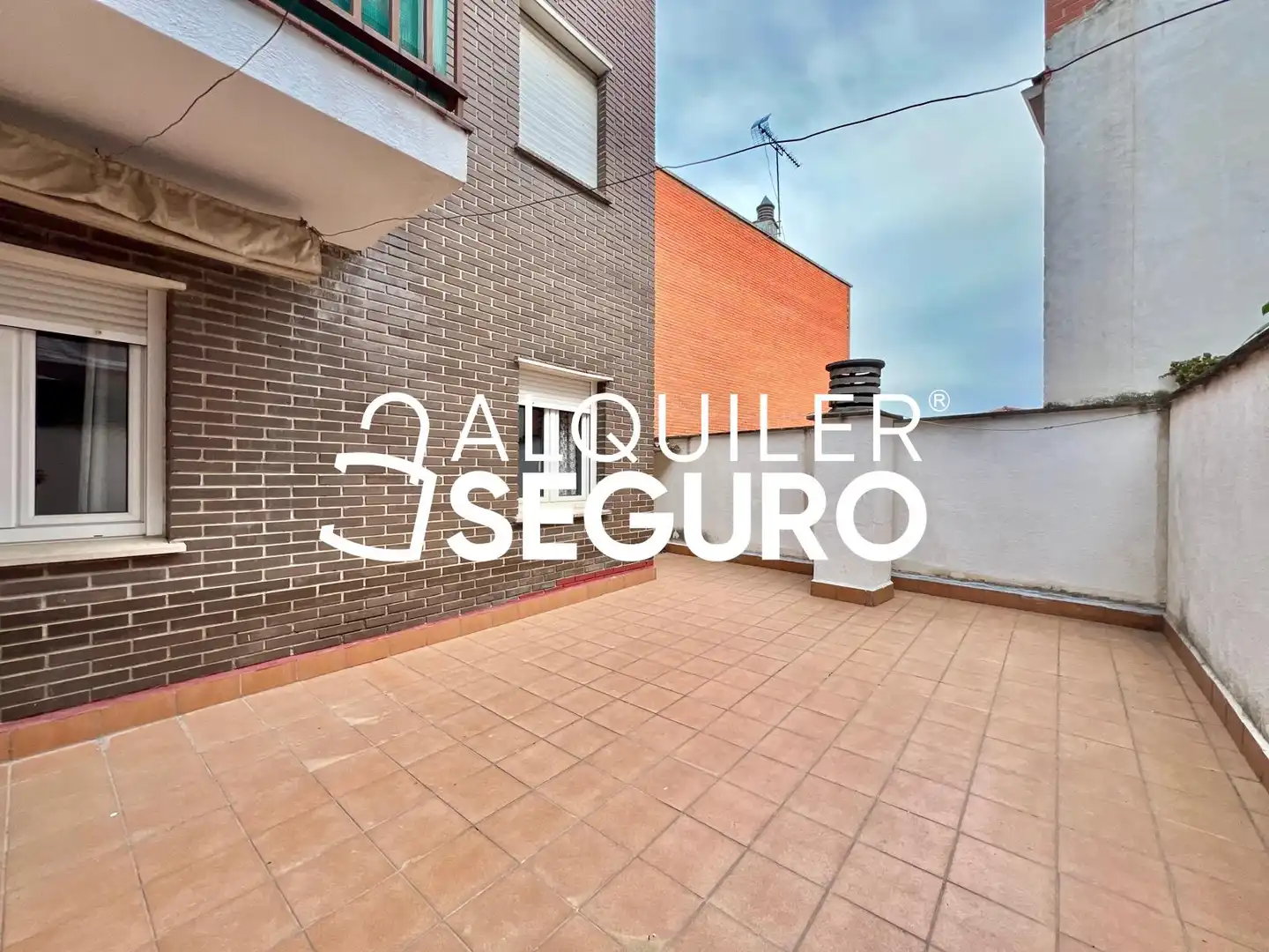 Vista exterior de Piso de alquiler en Colmenar Viejo con Calefacción, Terraza y Amueblado