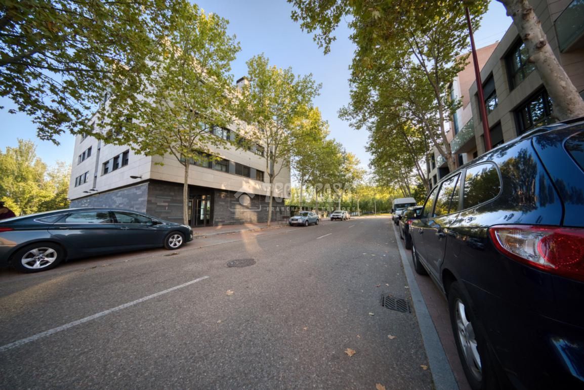 Exterior view of Garage to rent in Valladolid Capital
