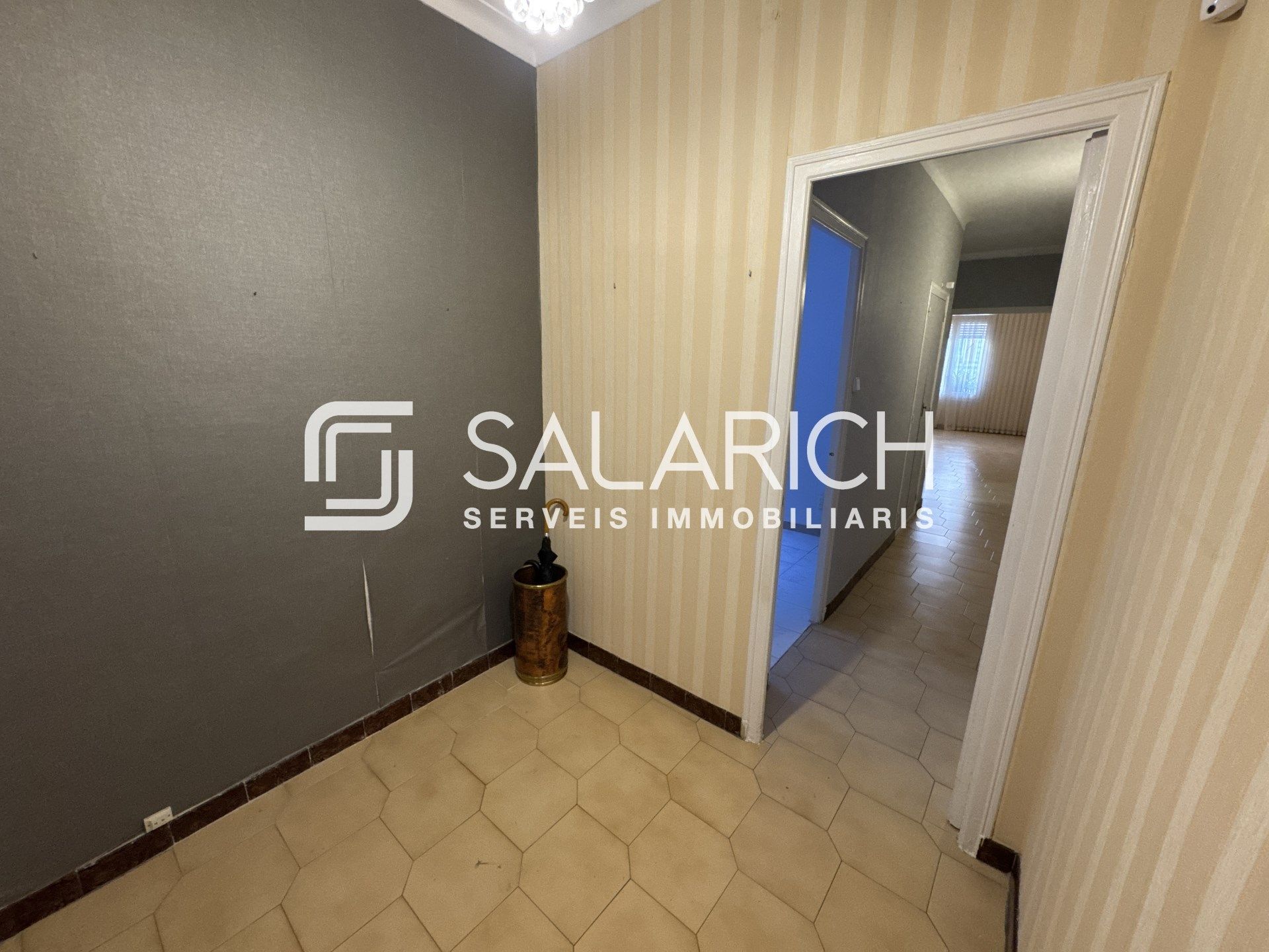 Flat for sale in  Barcelona Capital