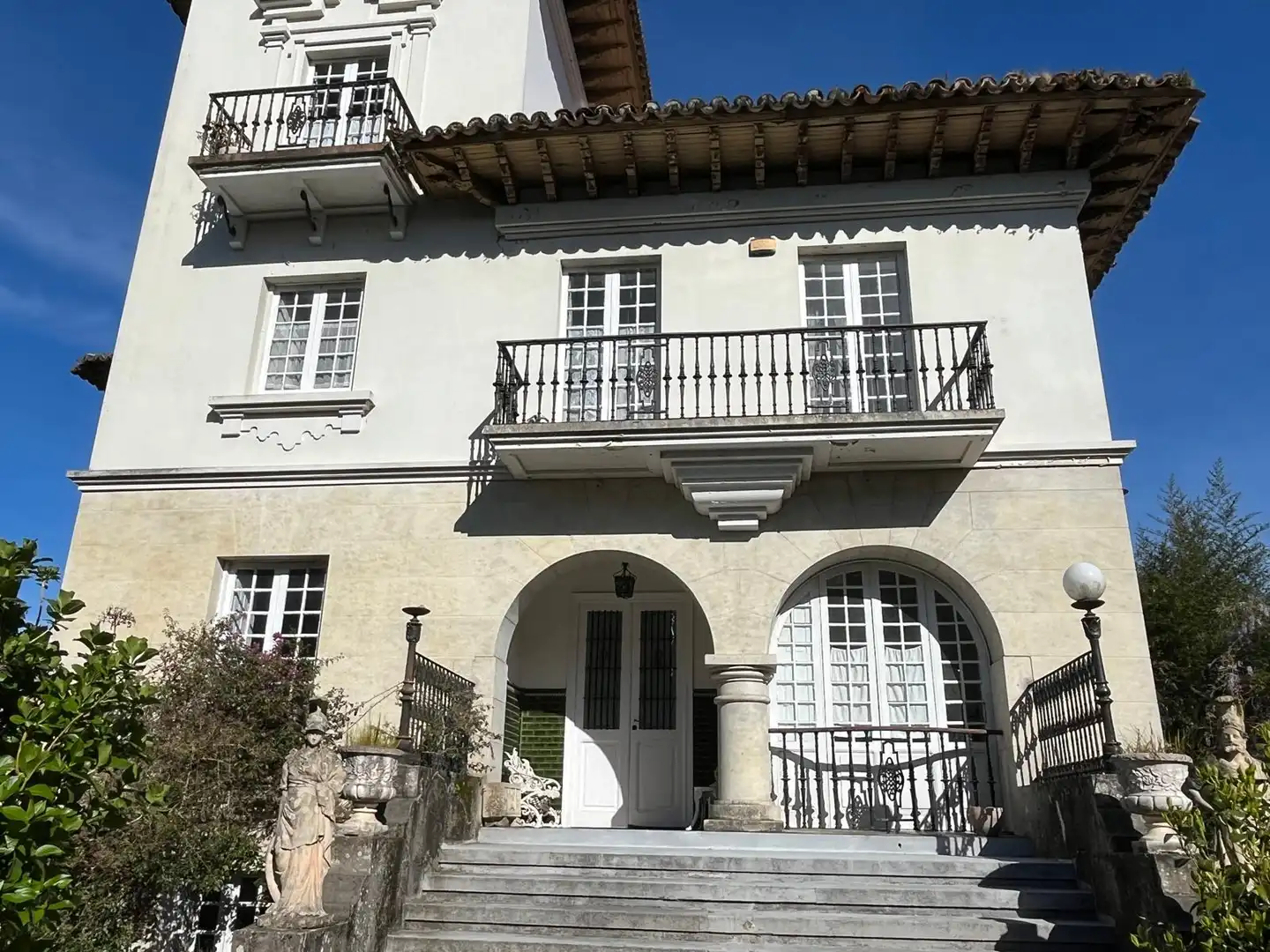 Exterior view of Houses for sale in Cabanas  with Heating, Private garden and Parquet flooring