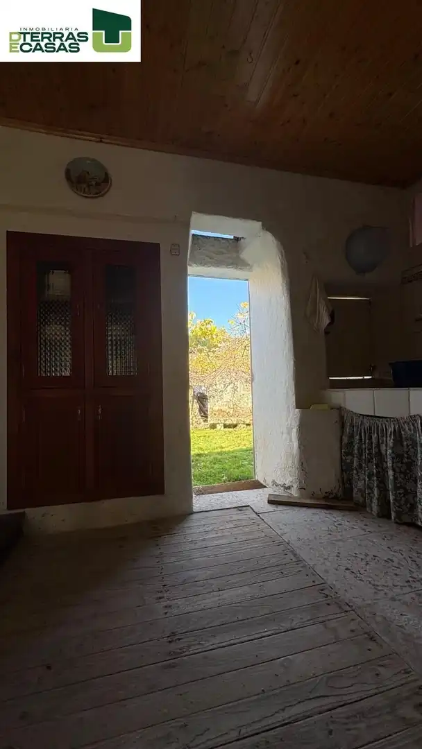 Casa o xalet en venda en A Lama   amb Jardí privat