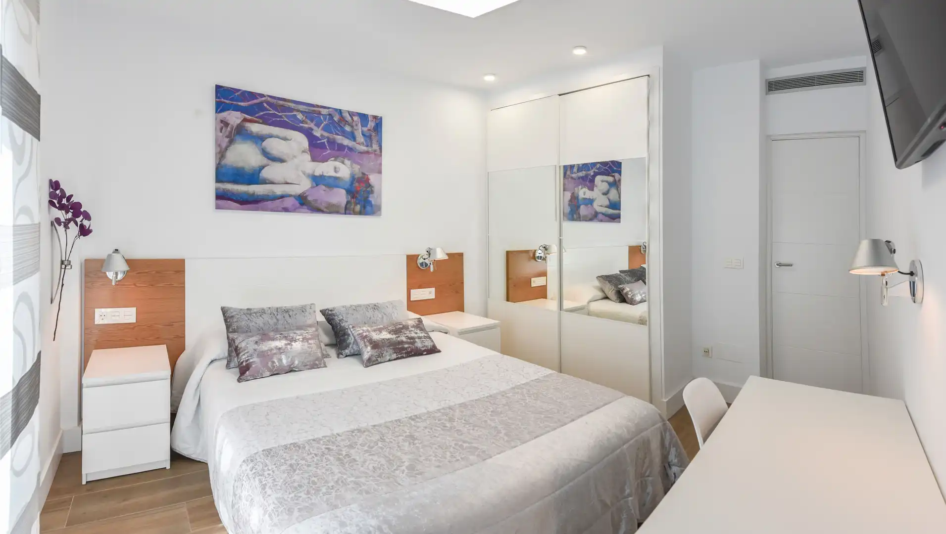 Schlafzimmer von Wohnung zur Miete in Fuengirola mit Klimaanlage, Heizung und Privatgarten