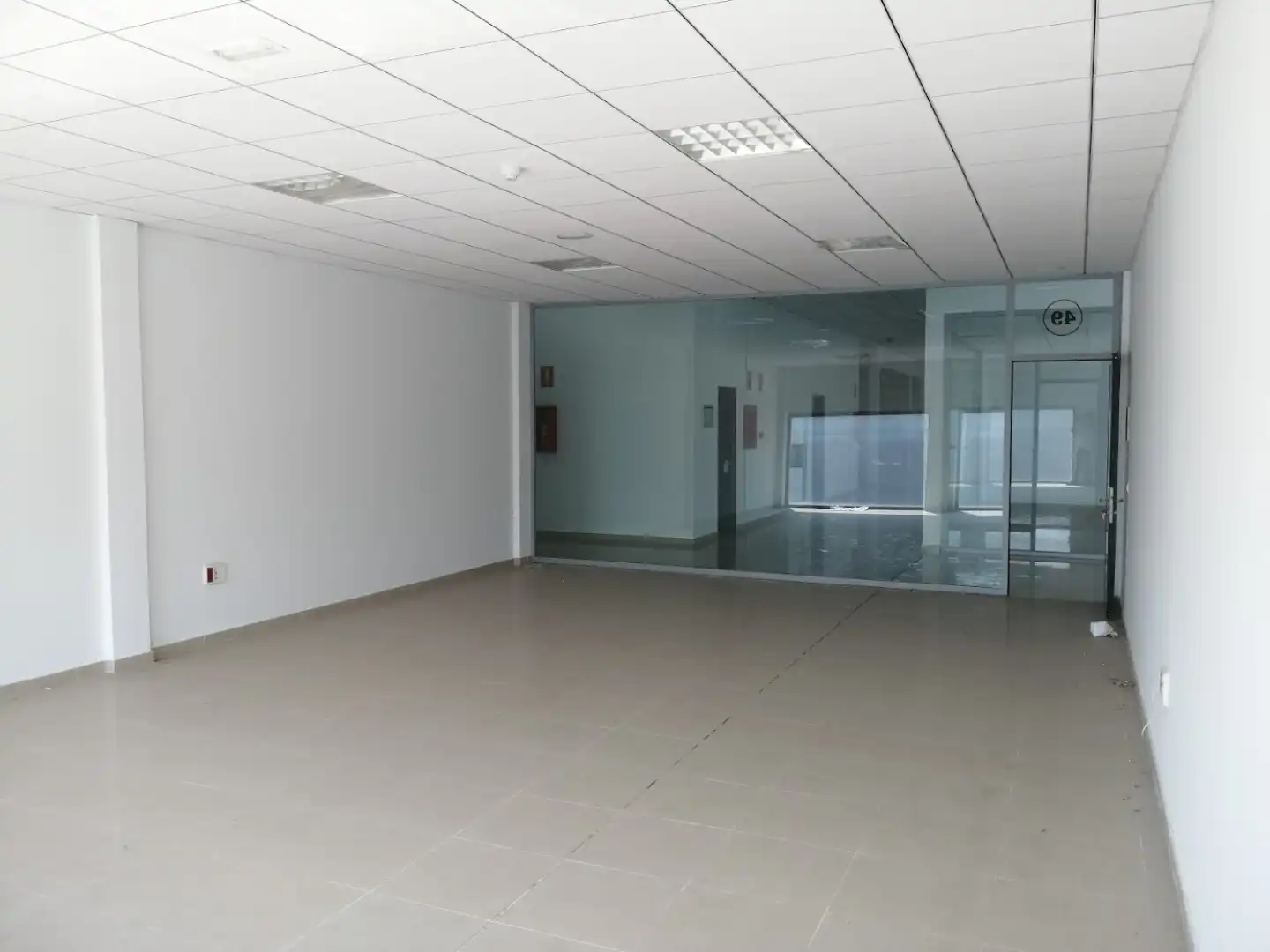 Oficina de alquiler en Bollullos de la Mitación, Sevilla