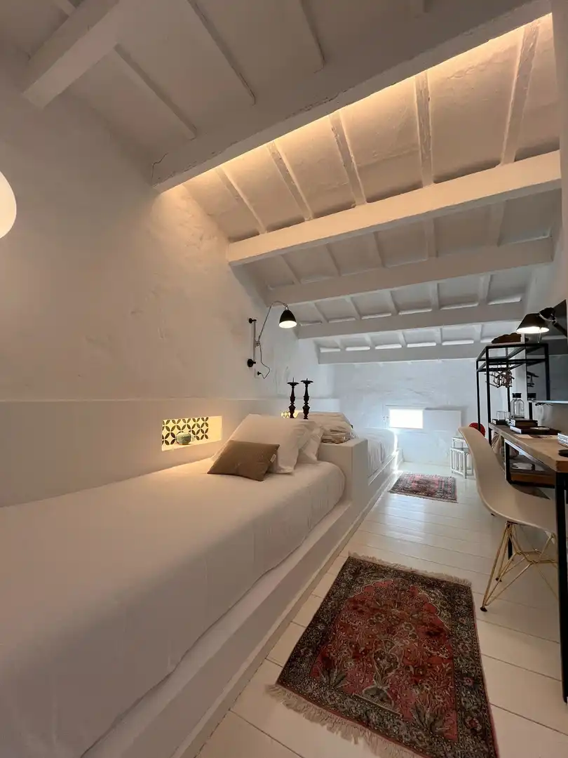 Schlafzimmer von Country house zum Verkauf in Es Migjorn Gran mit Klimaanlage, Heizung und Privatgarten