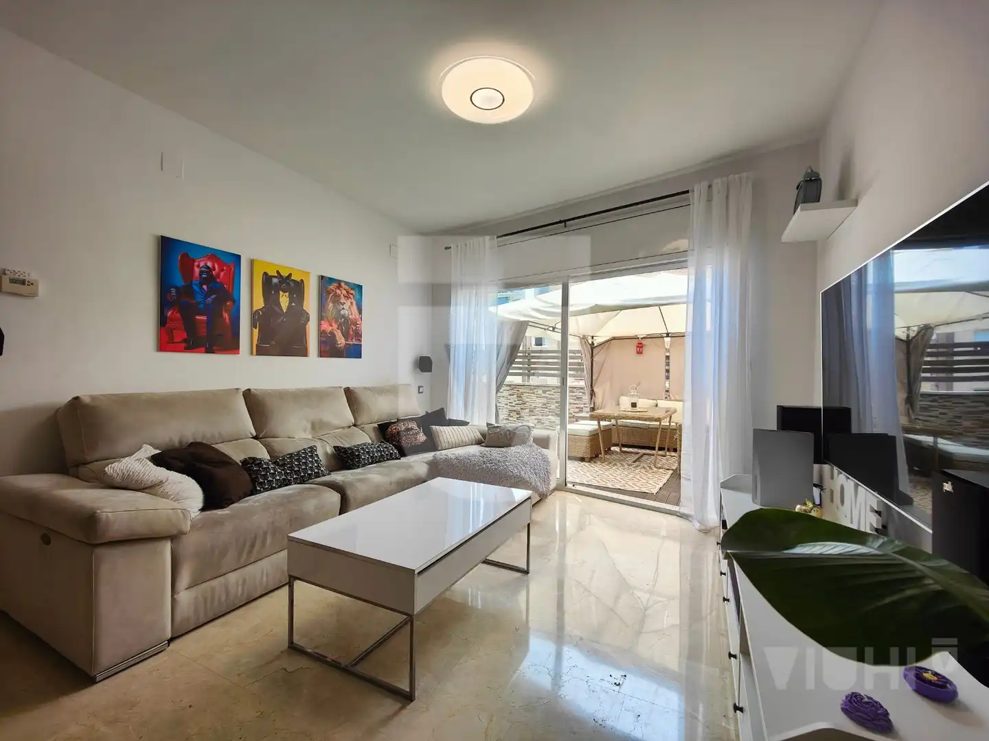 Sala d'estar de Dúplex en venda en Montgat amb Aire condicionat, Calefacció i Jardí privat