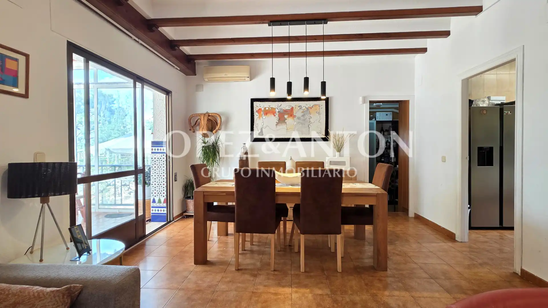 Comedor de Casa o chalet en venta en Paterna con Aire acondicionado, Jardín privado y Terraza