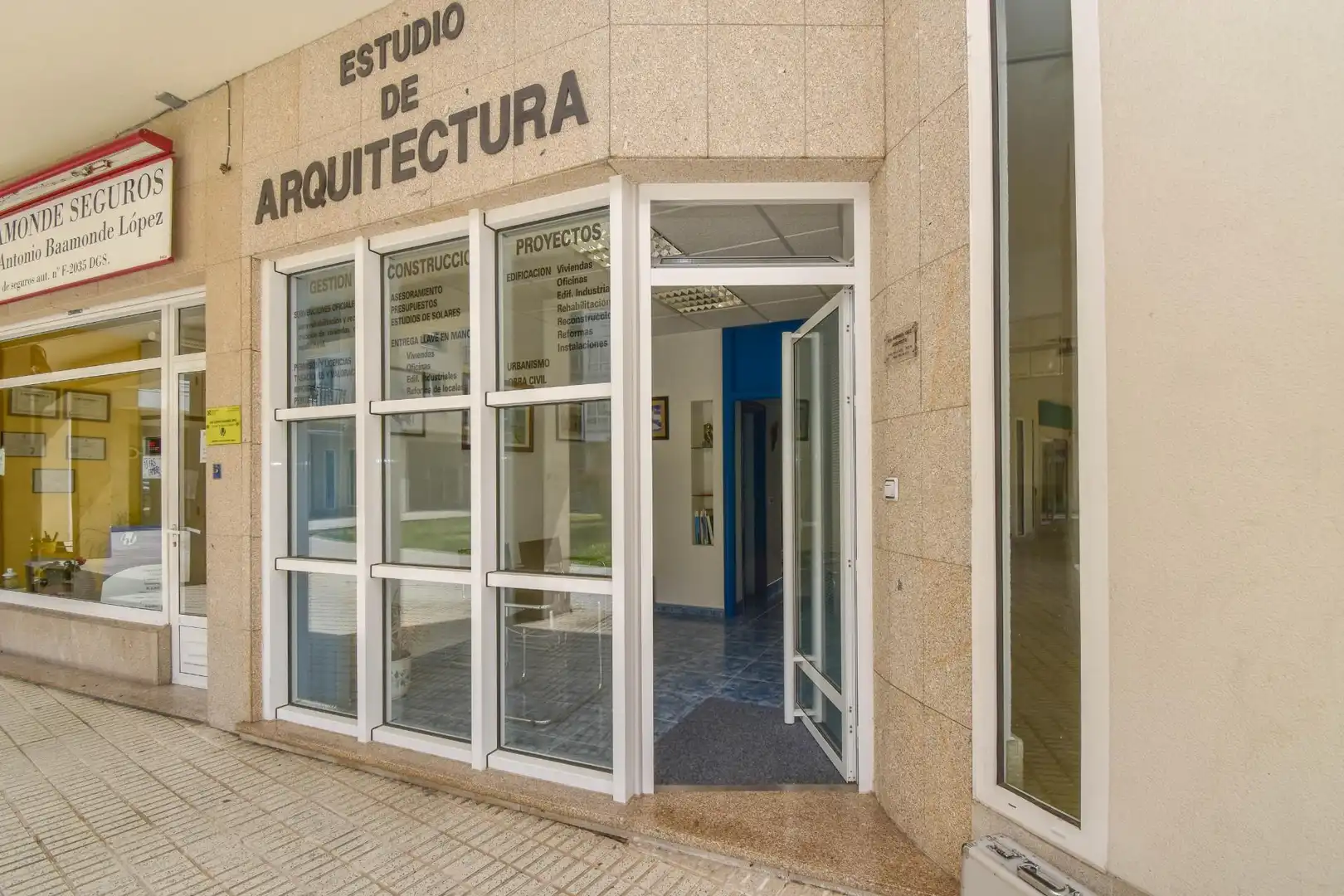 Local comercial en alquiler en Plaza Europa 5C, imagen 3