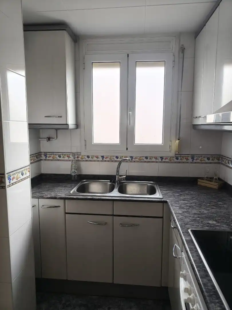 Appartamento con terrazza in vendita a Nou Barris, imagen 8