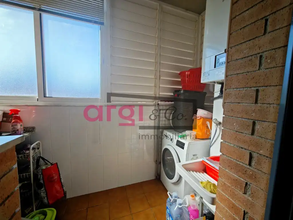 Habitación de Ático en venta en Viladecans con Terraza y Balcón