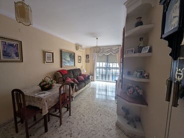 Wohnung mit Balkon zum Verkauf in Calle Fernando el Santo