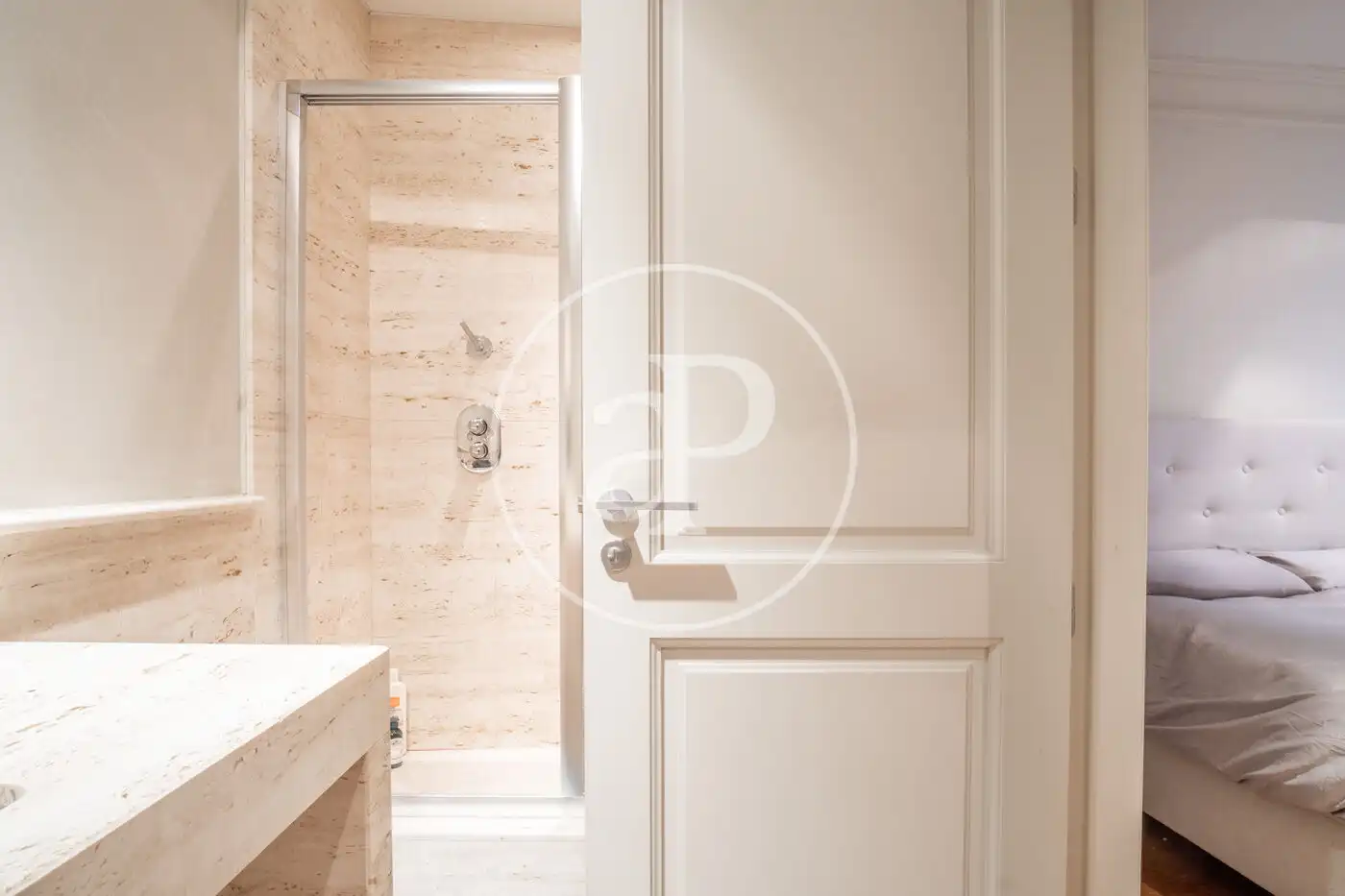 Badezimmer von Wohnung zur Miete in Barcelona mit Klimaanlage, Heizung und Möbliert