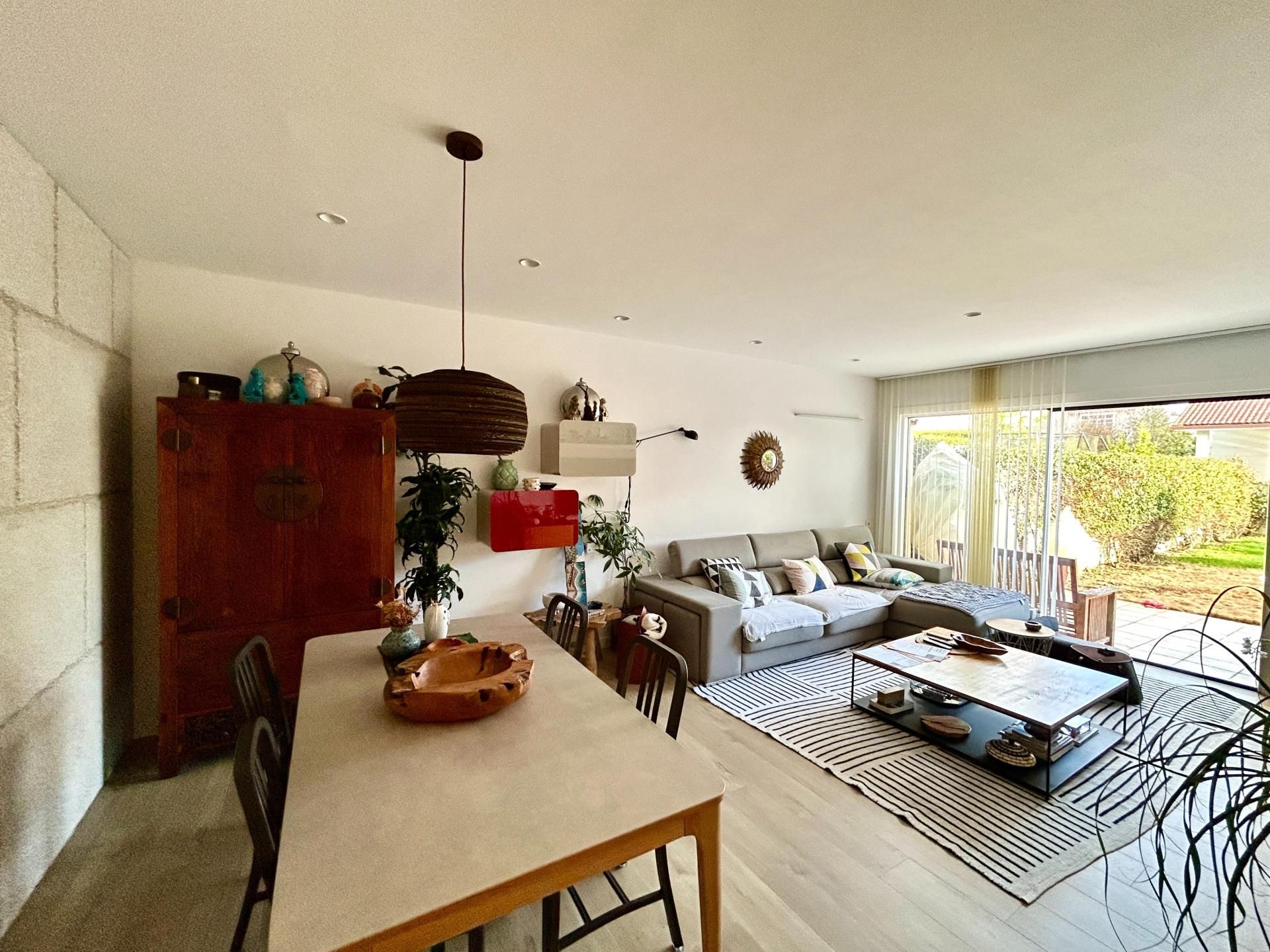 Living room of Single-family semi-detached for sale in Ames  with Terrace and Community pool