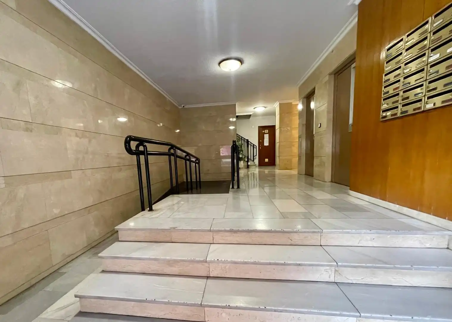 Planta baja en venta en Elche / Elx con Balcón y Alarma