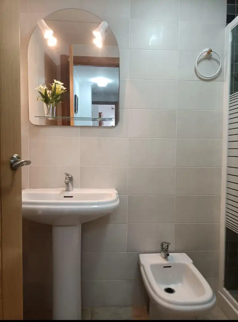 Bathroom of Flat for rent in Punta Umbría  with Furnished, Oven and Washing machine