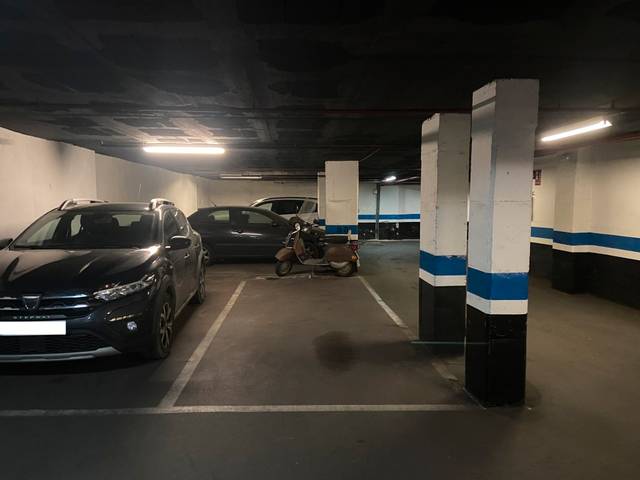 Garaje en Venta en Madrazo en Sant Gervasi- Galvany