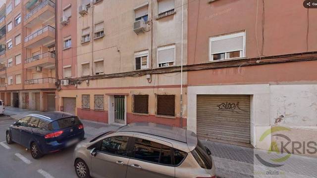 Planta baja en Venta en Escultor Ponzanelli en Barrio de Benicalap