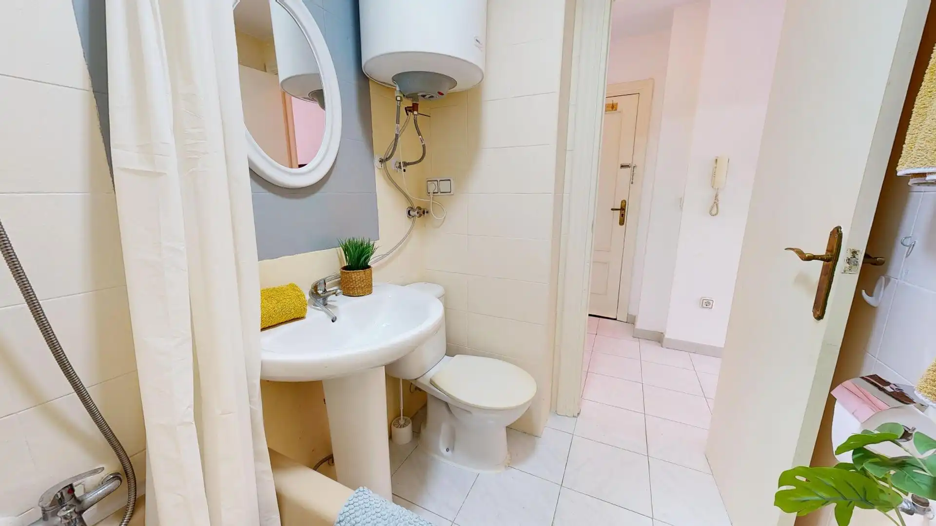 Bathroom of Study for sale in Torrevieja