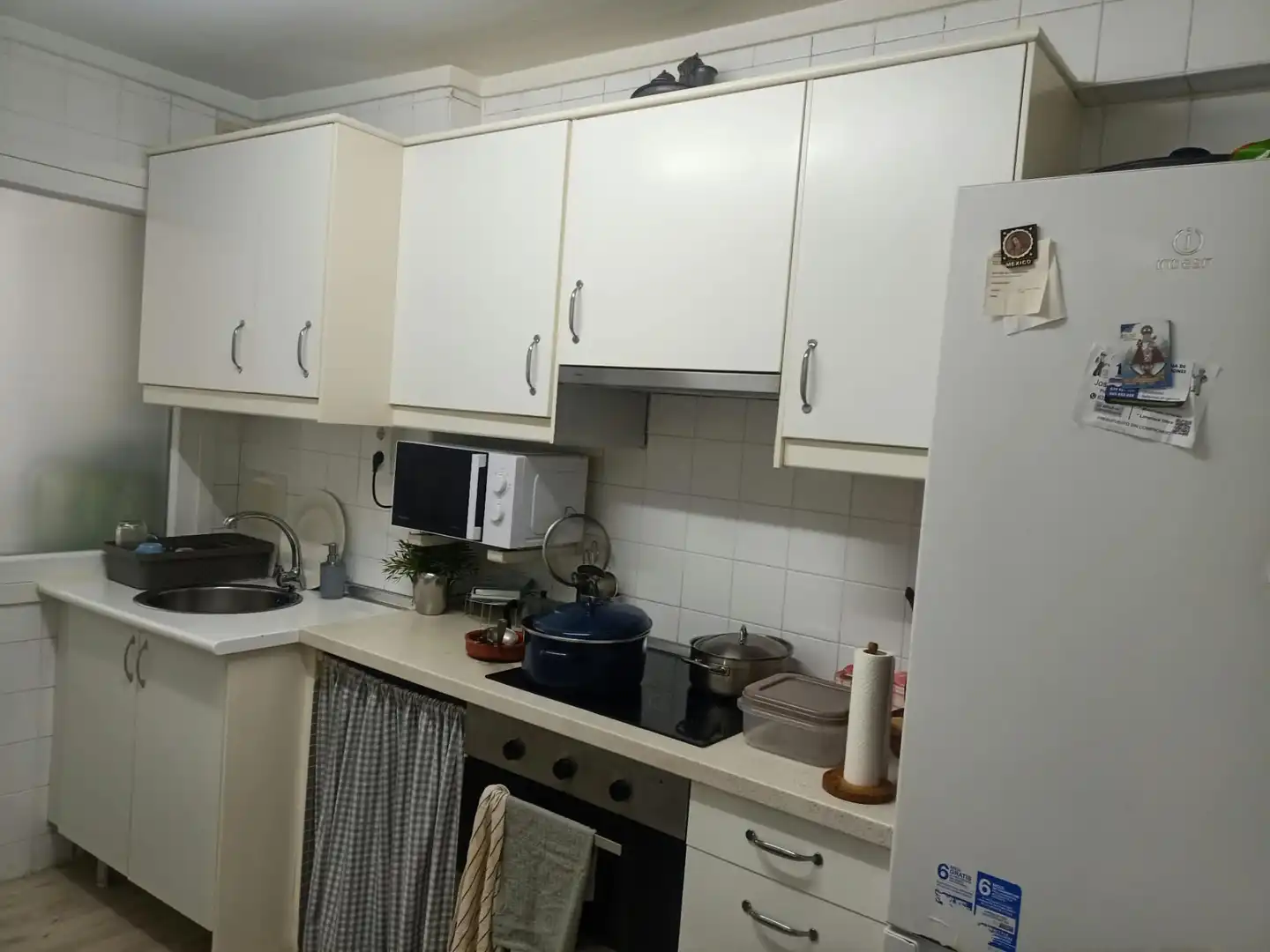 Kitchen of Flat for sale in Gijón   with Heating, Parquet flooring and Furnished
