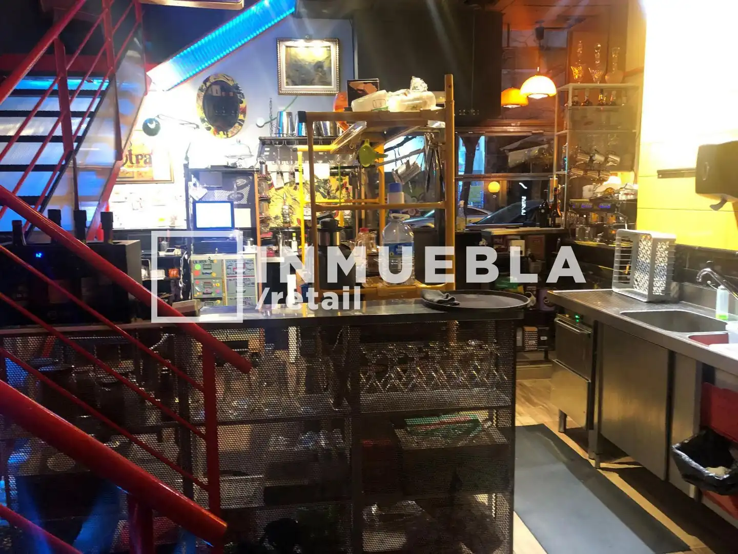 Local de alquiler en Barcelona con Aire acondicionado, Terraza y Amueblado