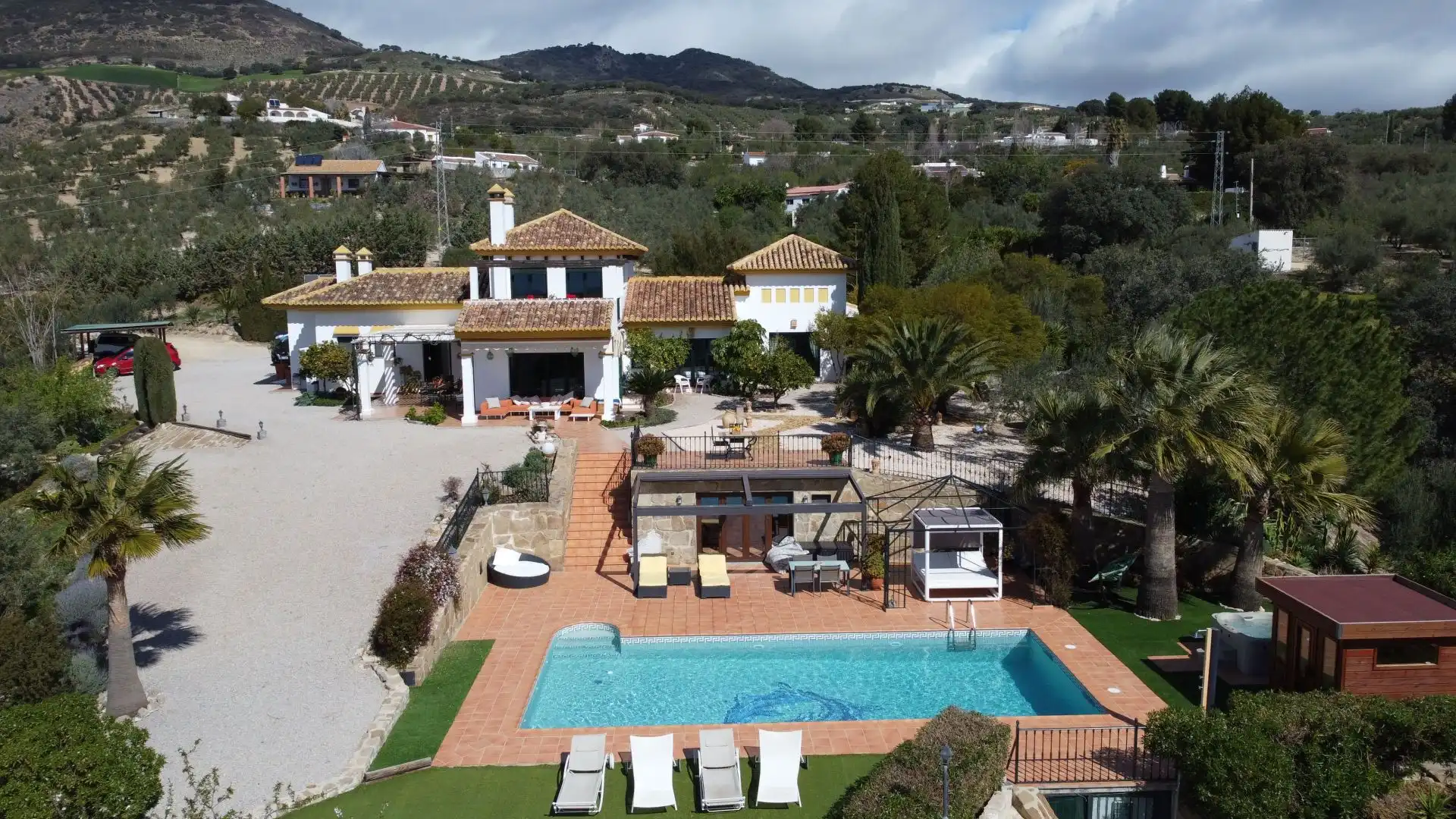 Casa rústica amb piscina en venda a Bobadilla - Bobadilla Estación - La Joya