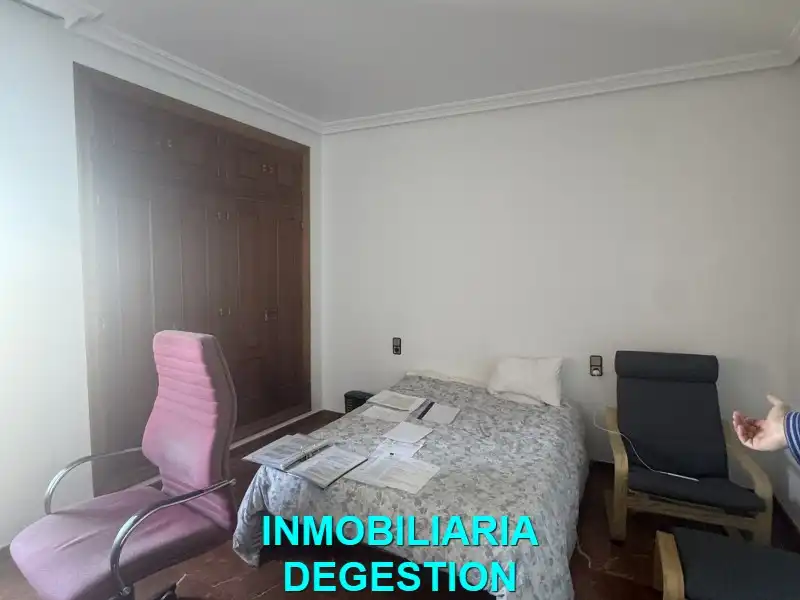 Bedroom of Flat for rent in Linares  with Air Conditioner and Balcony