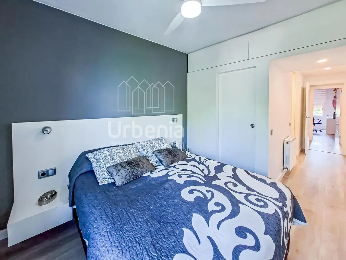 Habitación de Piso en venta en Sant Adrià de Besòs con Aire acondicionado, Calefacción y Terraza