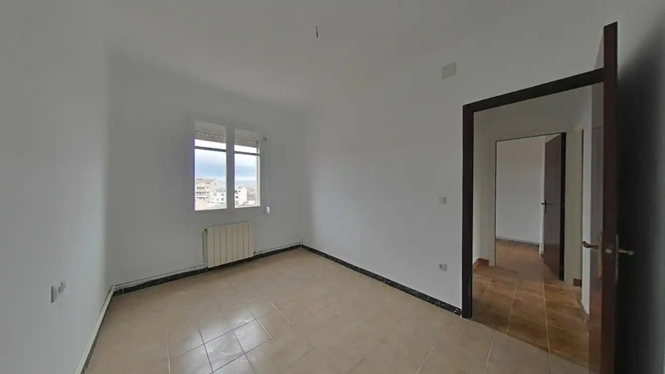 Bedroom of Flat for sale in Manresa  with Heating